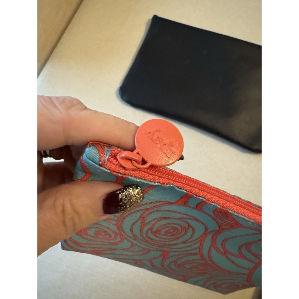 Lot of 4 Ipsy Glam Bags – Cosmetic‎ / Makeup Pouches – EUC– Assorted Styles - Picture 3 of 16